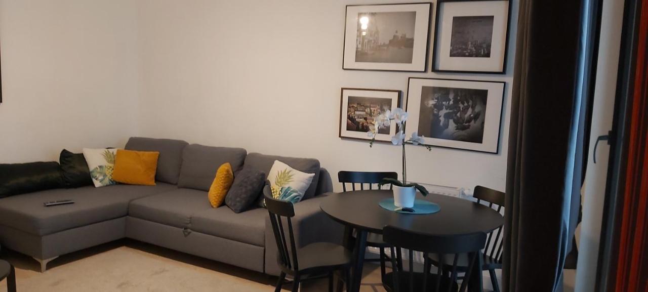 Central Apartments Ogrody 2 & Parking Gdansk Dış mekan fotoğraf